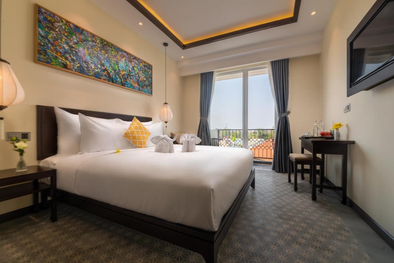 Hoi An Merrily De Art Hotel Exterior photo