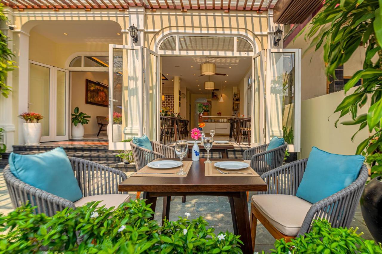 Hoi An Merrily De Art Hotel Exterior photo