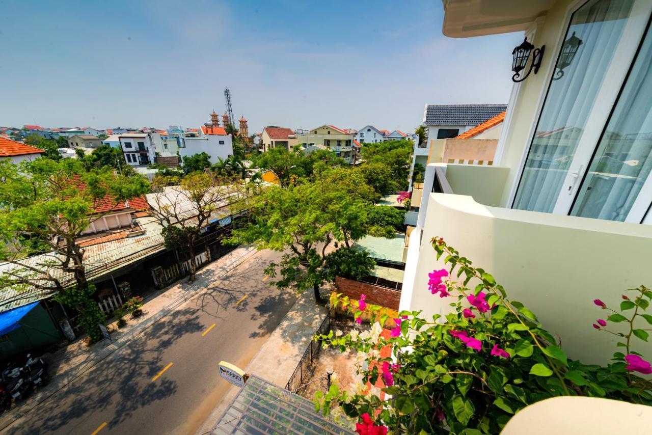 Hoi An Merrily De Art Hotel Exterior photo