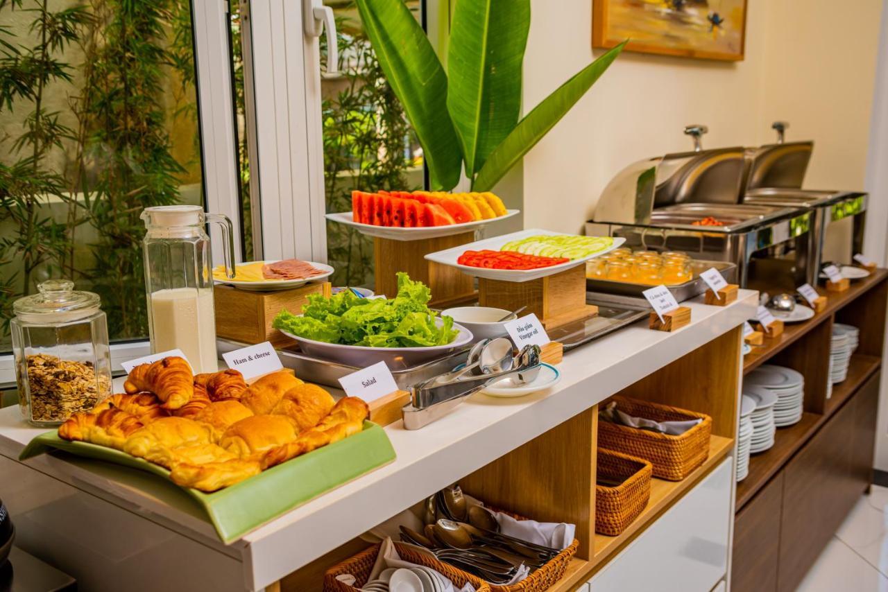 Hoi An Merrily De Art Hotel Exterior photo